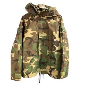 Cold Weather Military Field Jacket Camo DLA100-92-C-4203 Men’s Medium Short